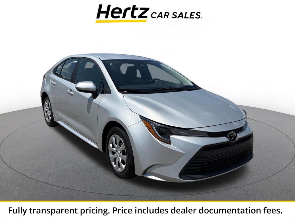 2025 Toyota Corolla LE — photo 1 of 13