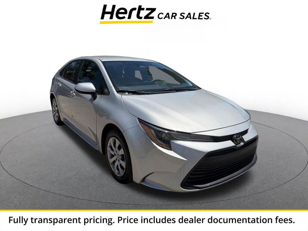 2025 Toyota Corolla LE — photo 1 of 13