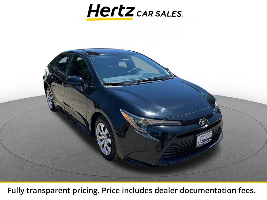 2025 Toyota Corolla LE — photo 1 of 13