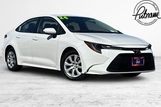 2024 Toyota Corolla LE — photo 1 of 1
