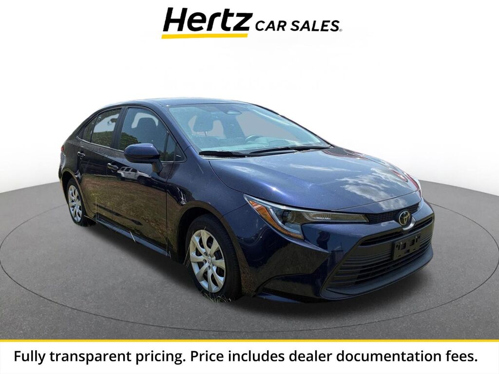 2025 Toyota Corolla LE — photo 1 of 13