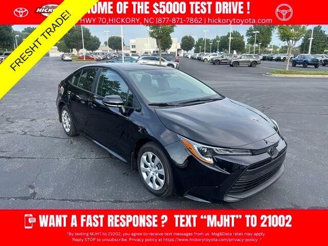 2026 Toyota Corolla LE — photo 1 of 12