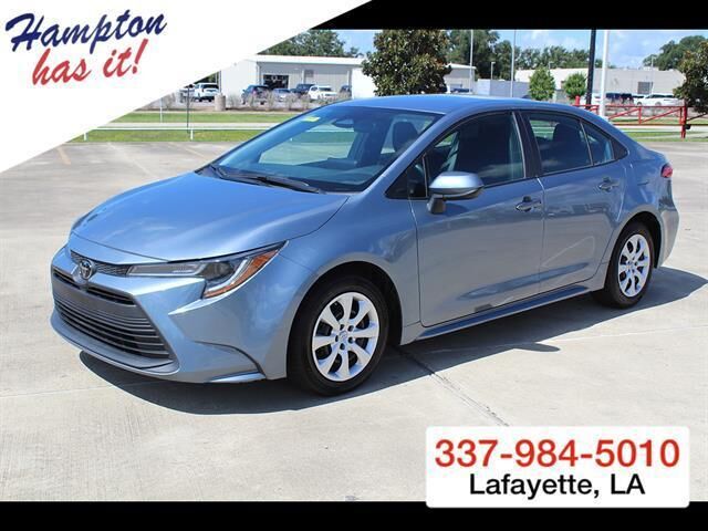 2024 Toyota Corolla LE — photo 1 of 26