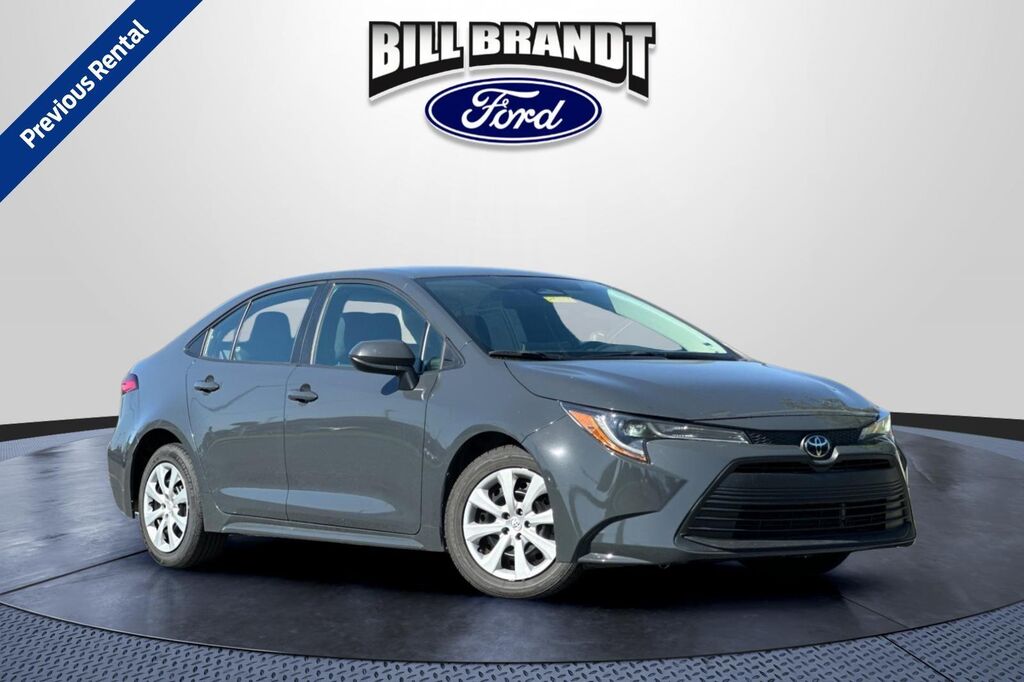2024 Toyota Corolla LE — photo 1 of 26
