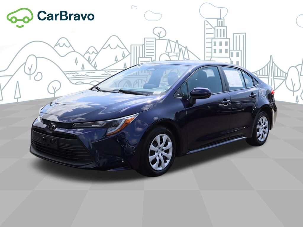 2024 Toyota Corolla LE — photo 1 of 5