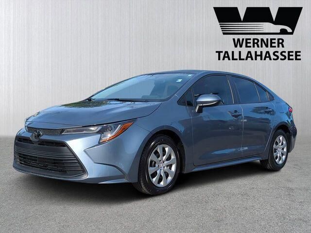 2024 Toyota Corolla LE — photo 1 of 13