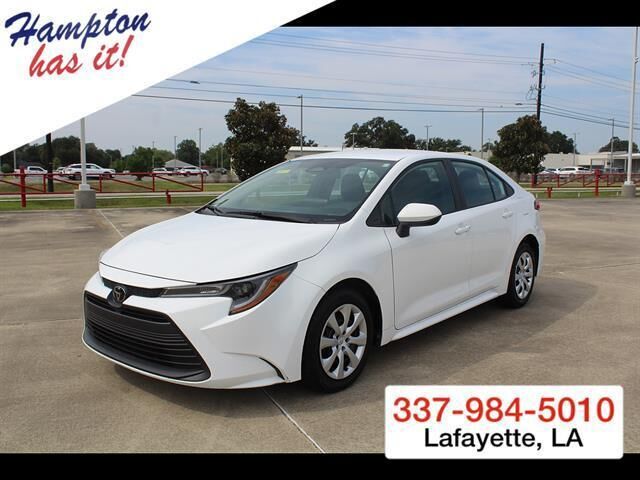 2024 Toyota Corolla LE — photo 1 of 13