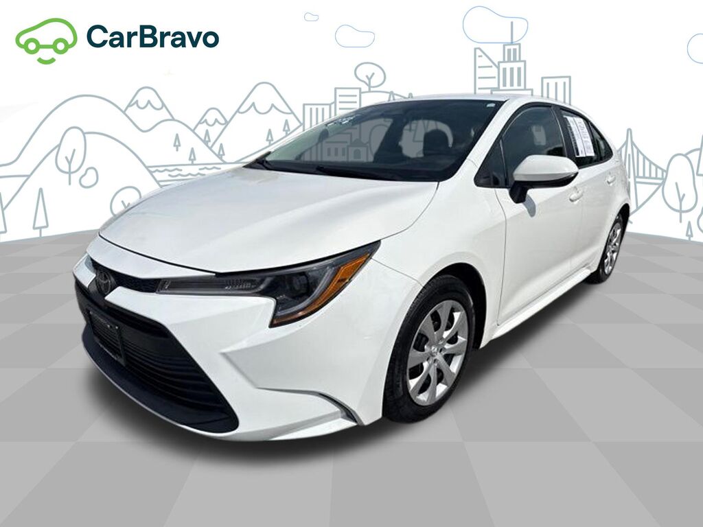 2025 Toyota Corolla LE — photo 1 of 6
