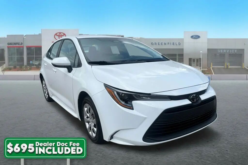 2025 Toyota Corolla LE — photo 1 of 34