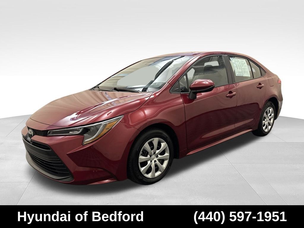 2025 Toyota Corolla LE — photo 1 of 24