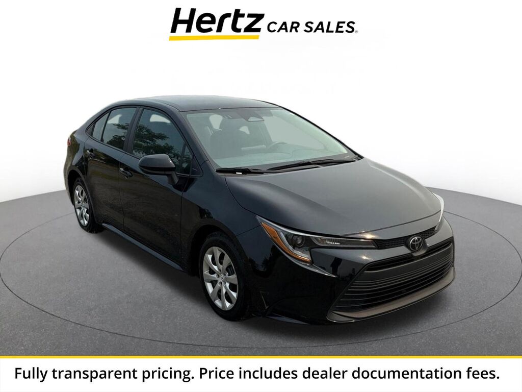 2025 Toyota Corolla LE — photo 1 of 13