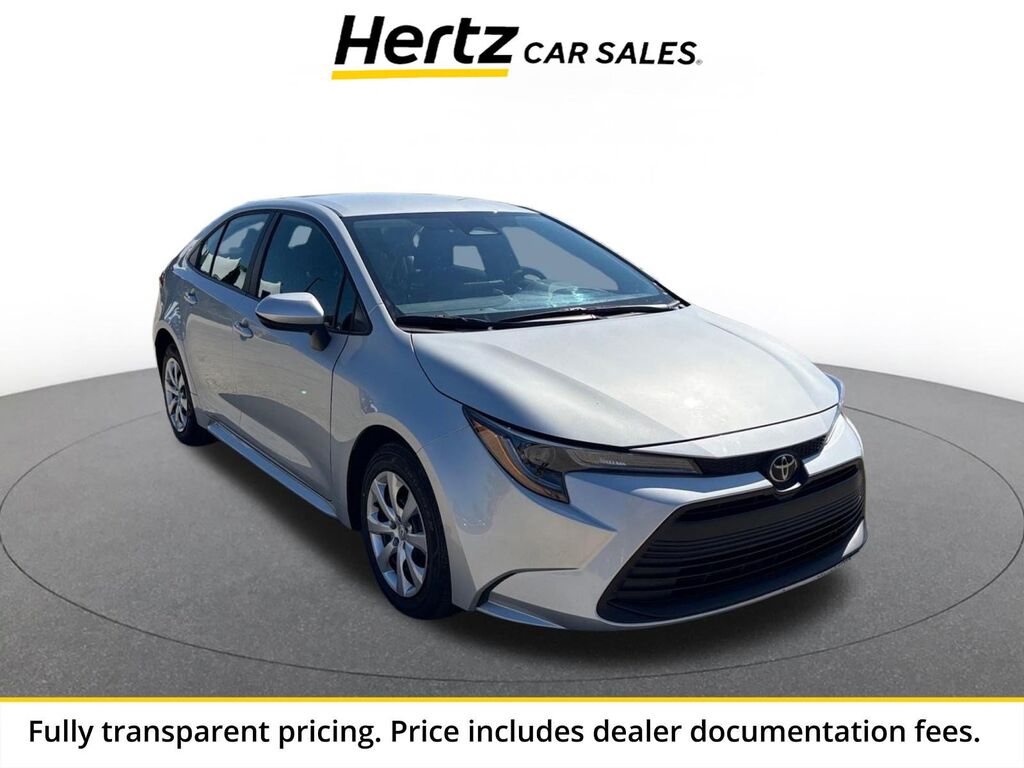 2025 Toyota Corolla LE — photo 1 of 13