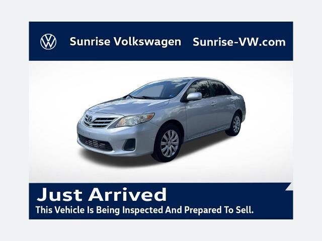 2013 Toyota Corolla LE