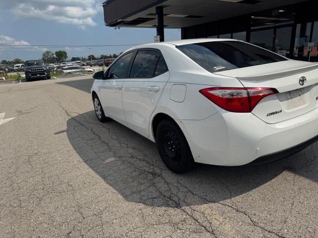 2015 Toyota Corolla L — photo 1 of 24