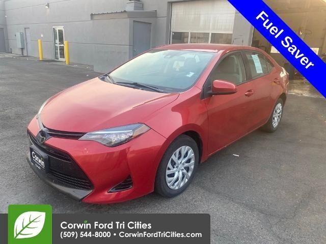 2017 Toyota Corolla LE — photo 1 of 46