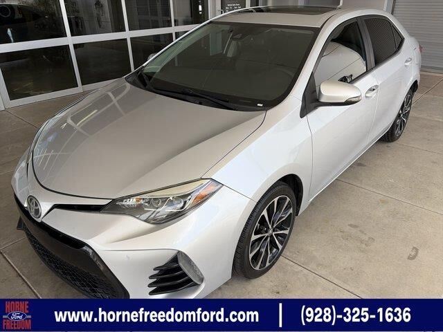 2017 Toyota Corolla SE — photo 1 of 27
