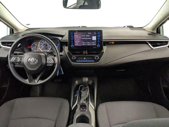 2022 Toyota Corolla LE — photo 1 of 3