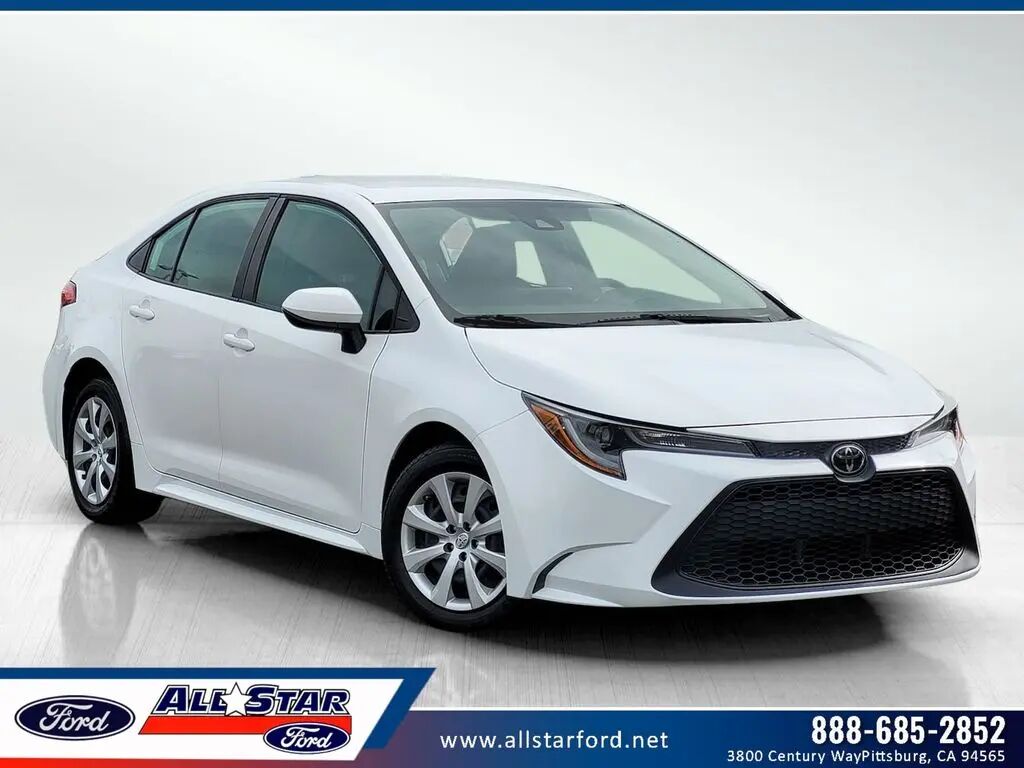 2022 Toyota Corolla LE — photo 1 of 13