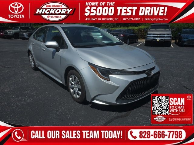 2022 Toyota Corolla LE — photo 1 of 12