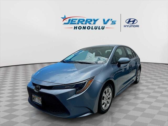 2022 Toyota Corolla LE — photo 1 of 9