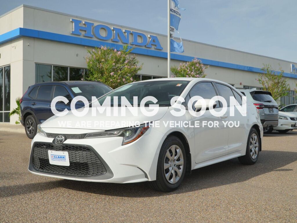 2020 Toyota Corolla LE — photo 1 of 9