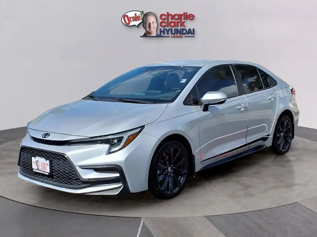 2024 Toyota Corolla SE — photo 1 of 13