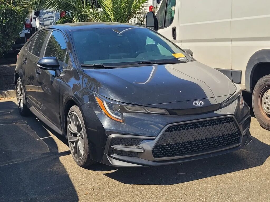 2022 Toyota Corolla SE — photo 1 of 16