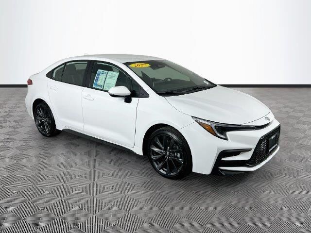 2027 Toyota Corolla SE