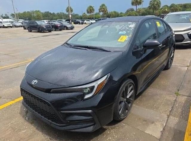 2024 Toyota Corolla SE — photo 1 of 26