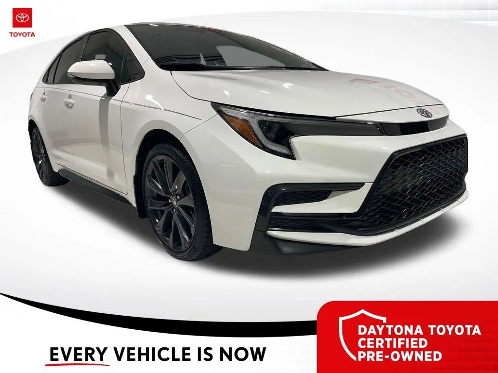 2025 Toyota Corolla SE — photo 1 of 13
