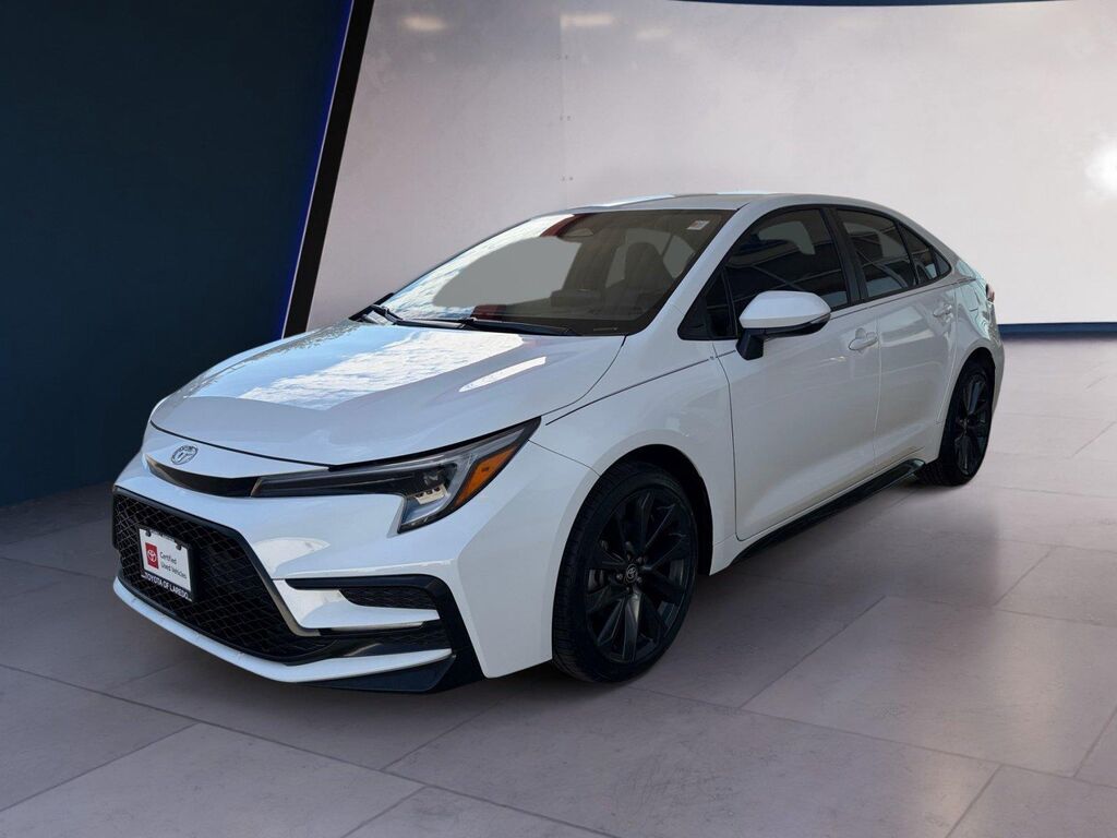 2026 Toyota Corolla SE — photo 1 of 13
