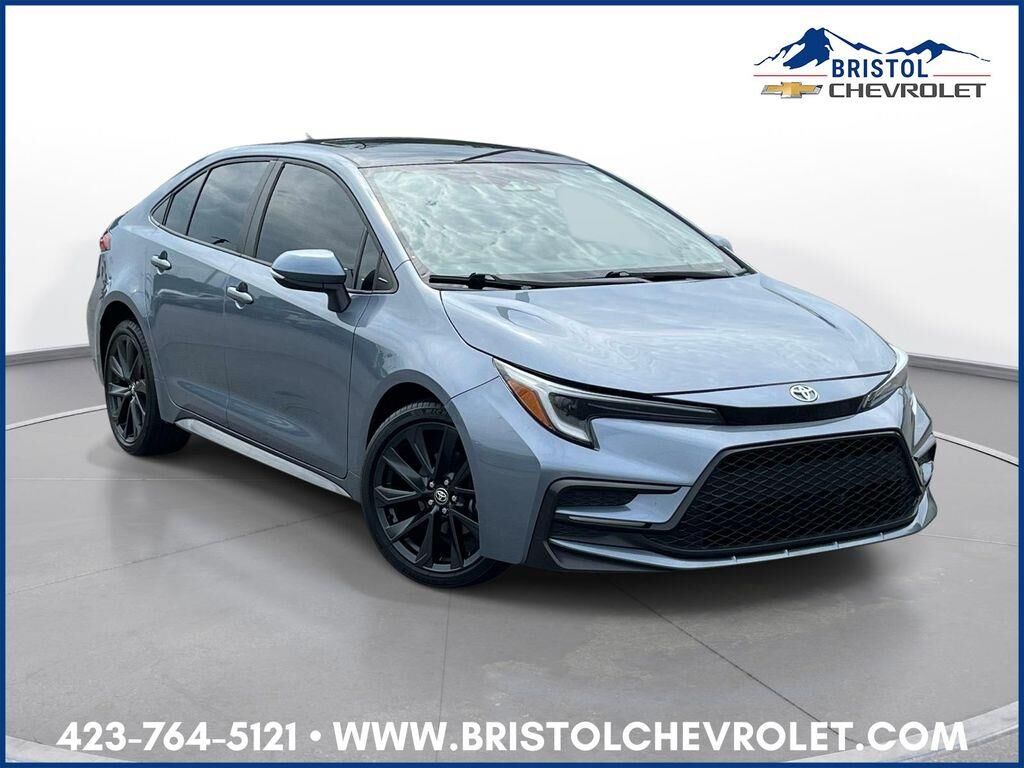 2024 Toyota Corolla XSE — photo 1 of 12