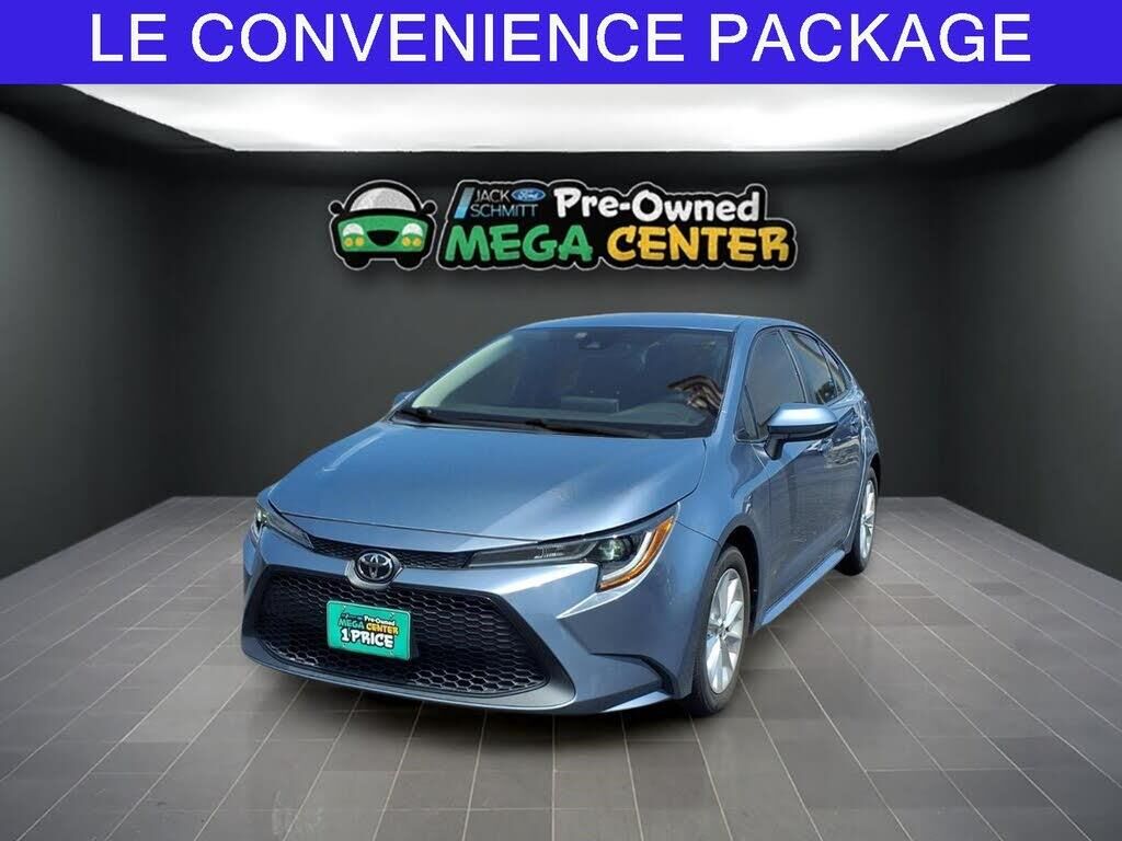 2020 Toyota Corolla LE — photo 1 of 2