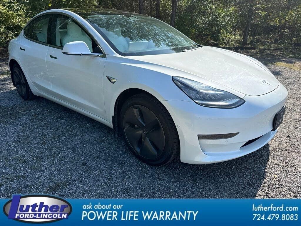 2020 Tesla Model 3 Standard Range — photo 1 of 1