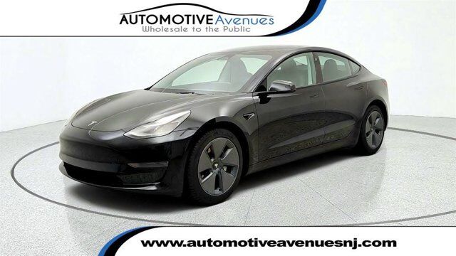 2023 Tesla Model 3 RWD — photo 1 of 14