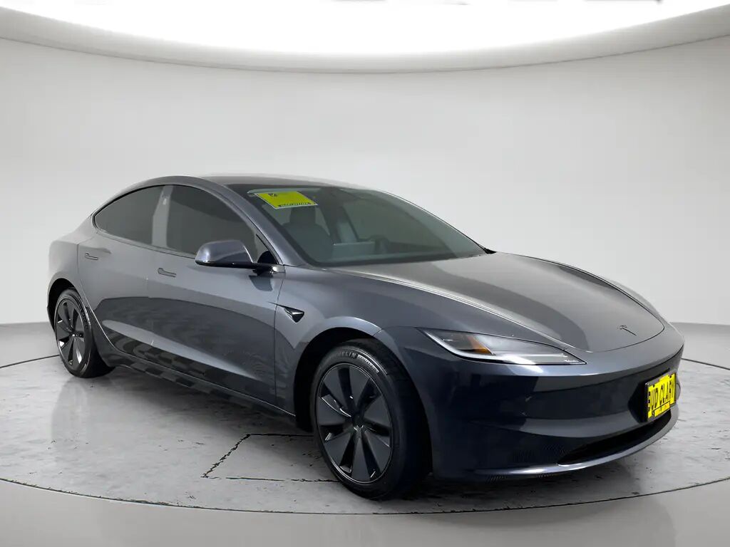 2026 Tesla Model 3 Standard — photo 1 of 26
