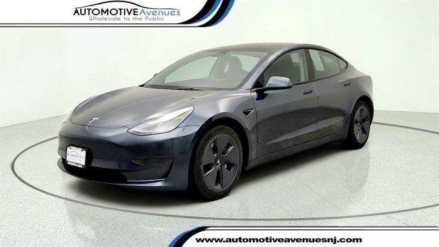 2023 Tesla Model 3 RWD