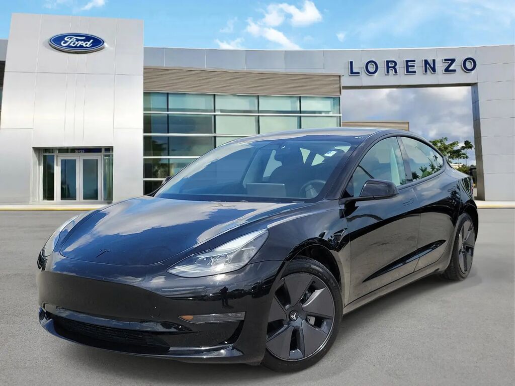 2023 Tesla Model 3 Base — photo 1 of 13