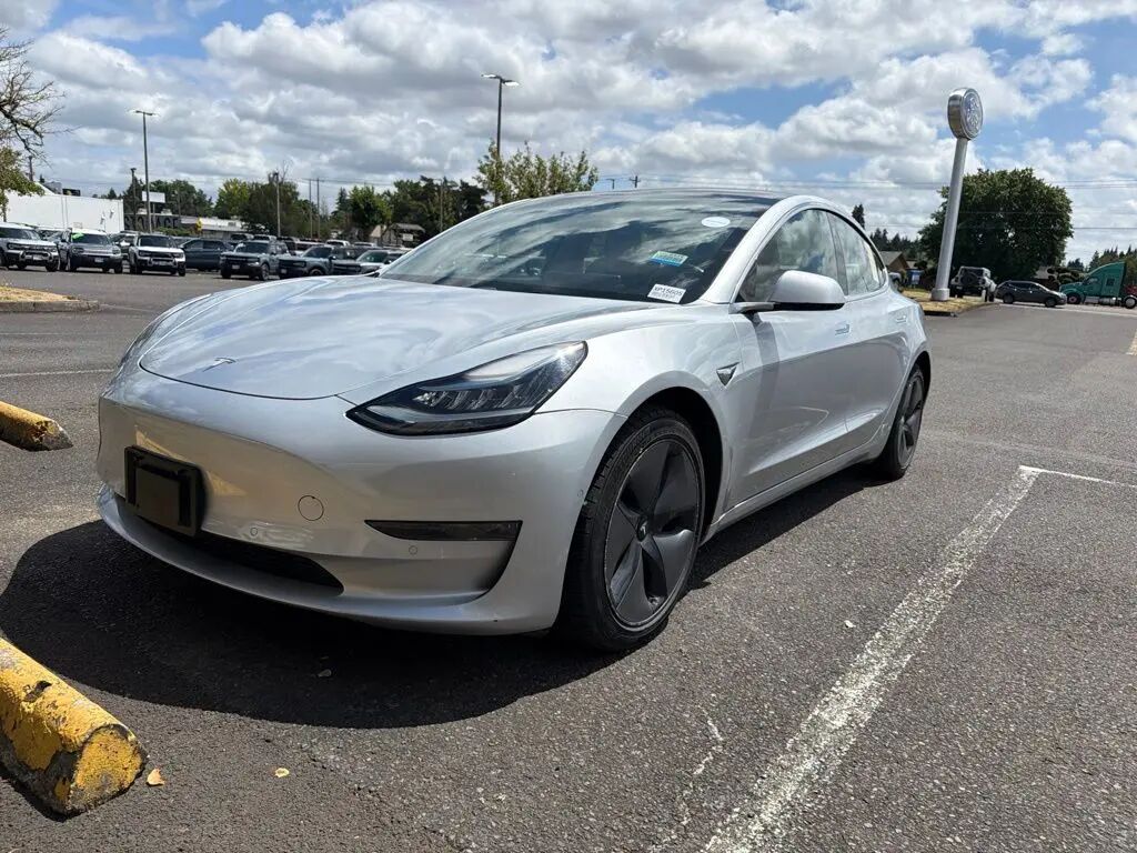 2018 Tesla Model 3 Long Range — photo 1 of 36