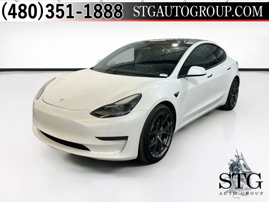 2022 Tesla Model 3 Base — photo 1 of 13