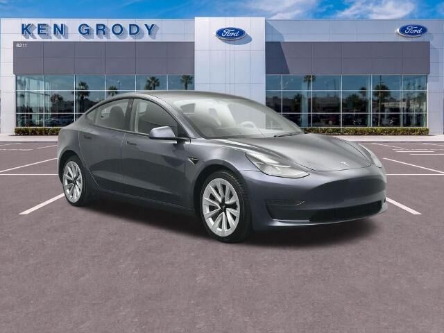 2023 Tesla Model 3 Base — photo 1 of 17