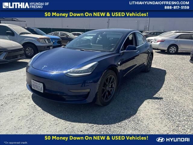 2018 Tesla Model 3 Mid Range — photo 1 of 13