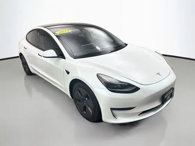 2023 Tesla Model 3 Base