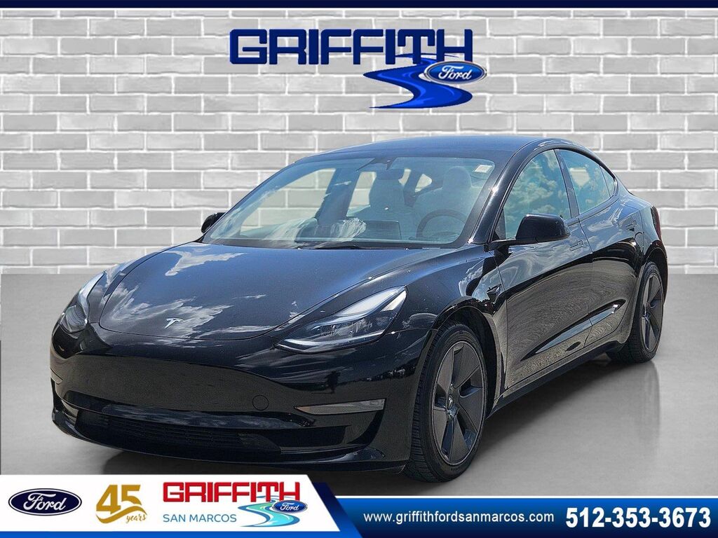 2023 Tesla Model 3 Base — photo 1 of 2