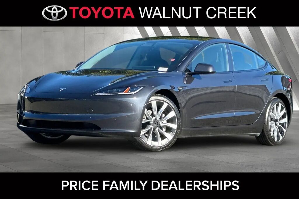 2024 Tesla Model 3 Base — photo 1 of 10