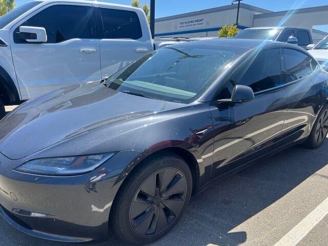 2025 Tesla Model 3 Long Range — photo 1 of 35