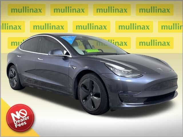 2018 Tesla Model 3 Long Range — photo 1 of 10