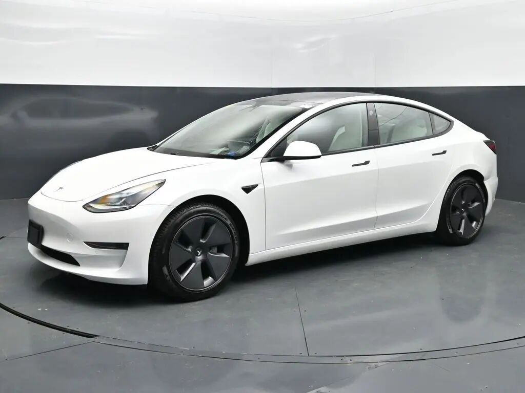 2021 Tesla Model 3 Long Range — photo 1 of 13