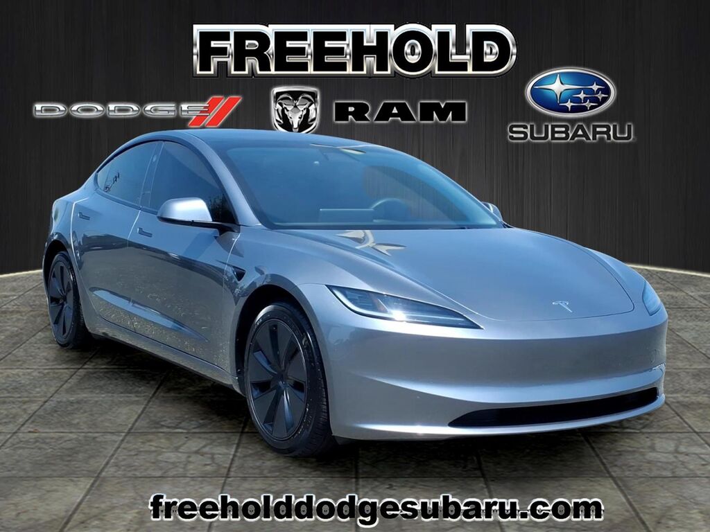 2025 Tesla Model 3 Long Range — photo 1 of 14
