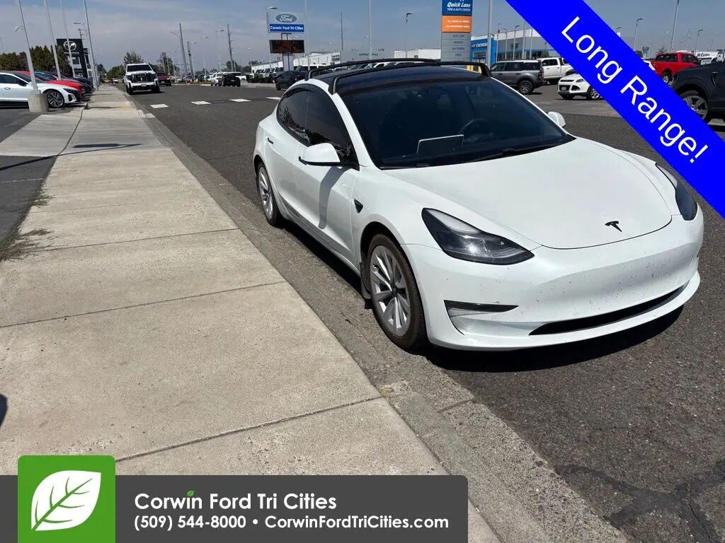 2021 Tesla Model 3 Long Range — photo 1 of 31